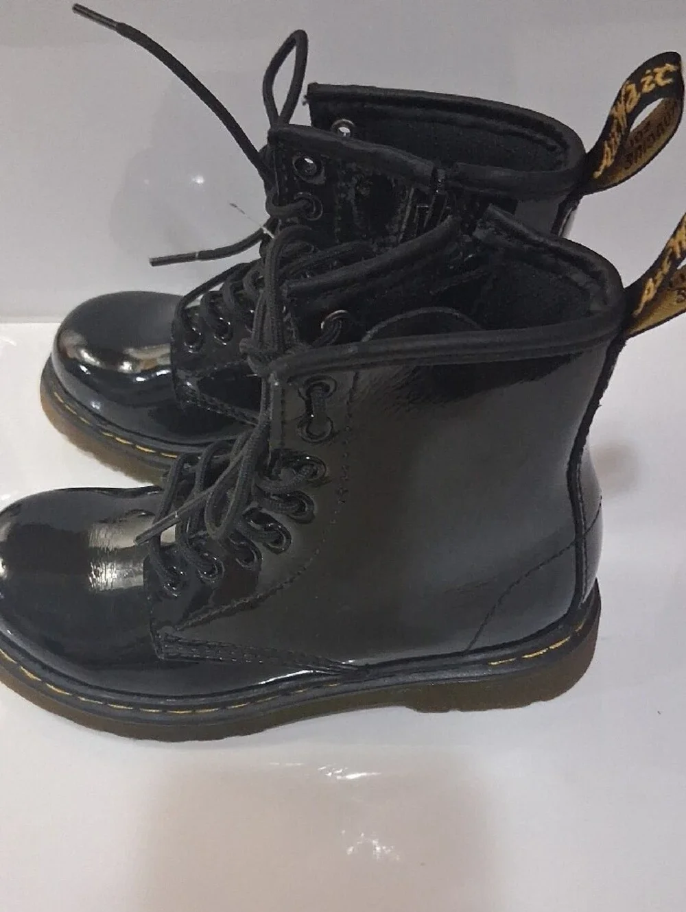 Pre-owned Dr. Martens Black Patent Lace-Up Ankle Boots